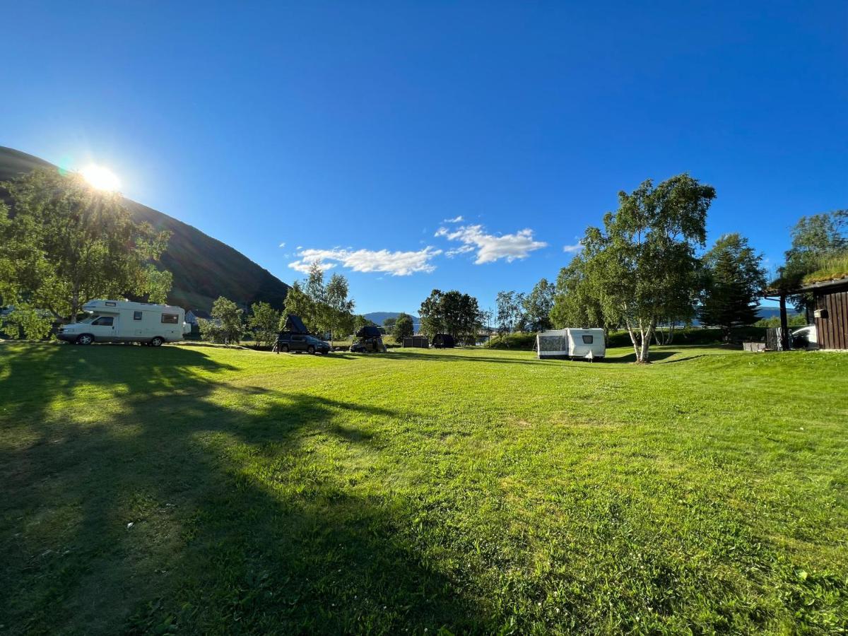 Vistdal Camping Myklebostad  Екстер'єр фото