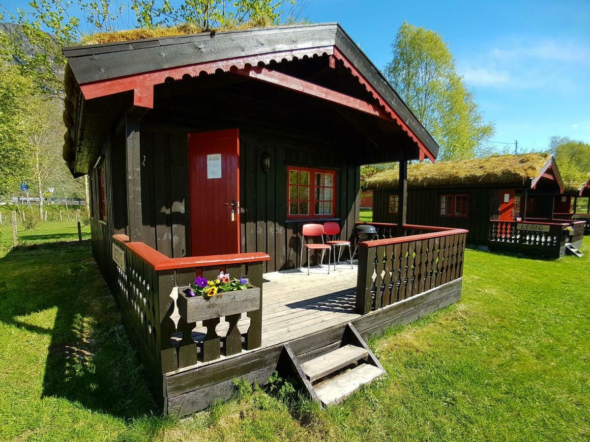 Vistdal Camping Myklebostad  Екстер'єр фото